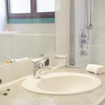 Ortensia Apartment Stresa